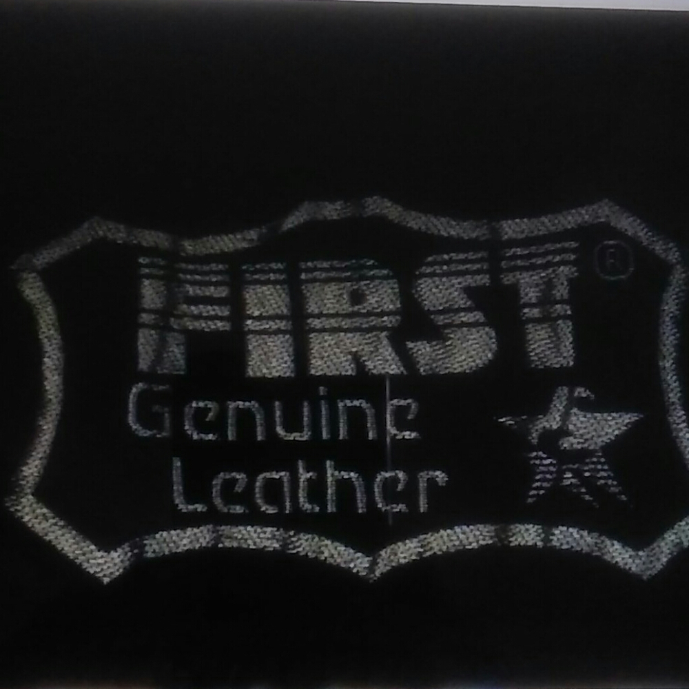 Leather jacket - Picture 6 of 6